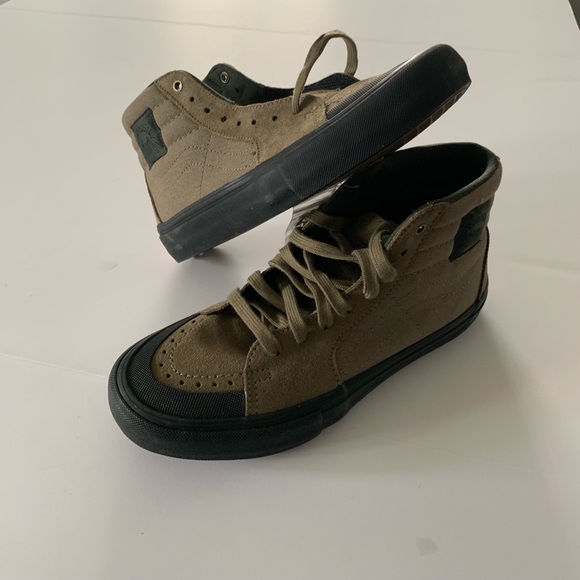vans sk8 hi pro covert green